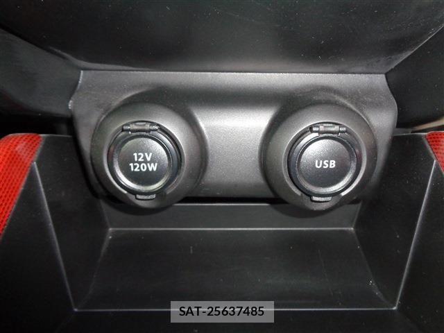 Suzuki SWIFT 2020-03 7879797-17