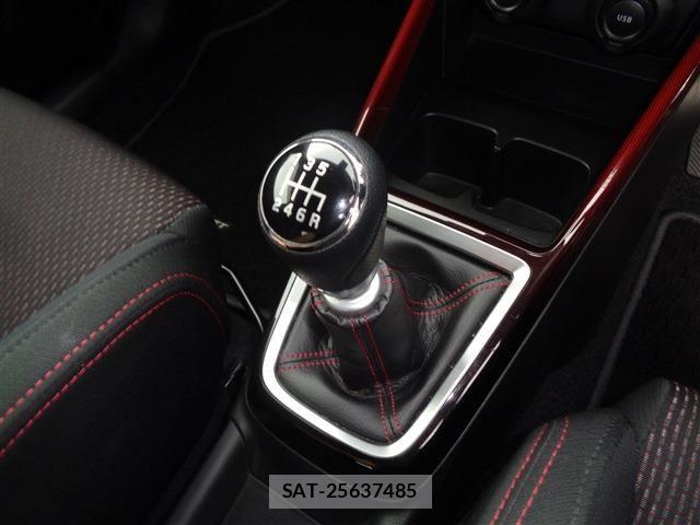 Suzuki SWIFT 2020-03 7879797-18