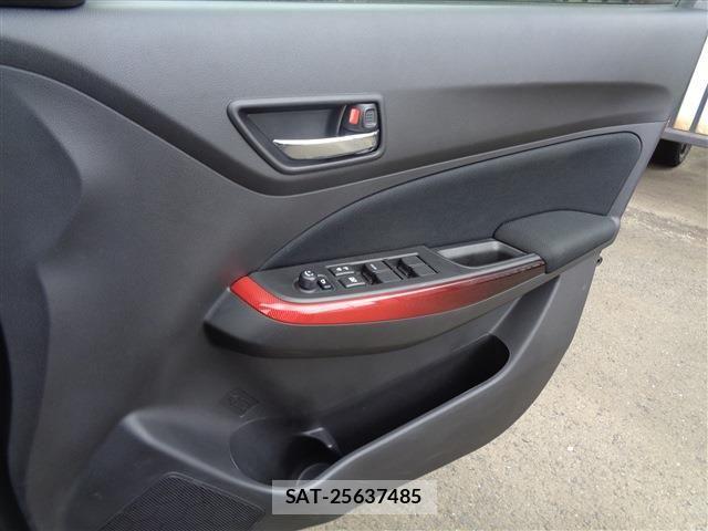 Suzuki SWIFT 2020-03 7879797-22