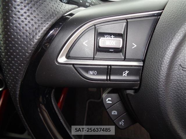 Suzuki SWIFT 2020-03 7879797-23