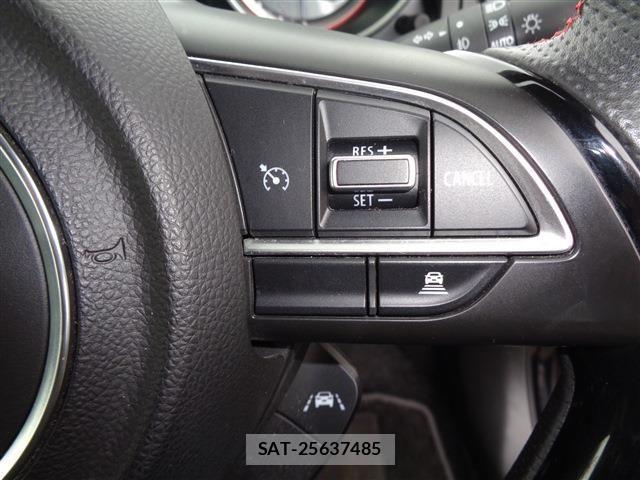 Suzuki SWIFT 2020-03 7879797-24