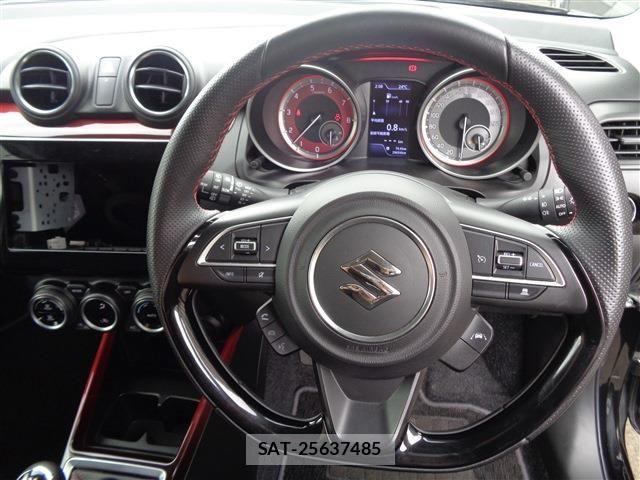 Suzuki SWIFT 2020-03 7879797-25