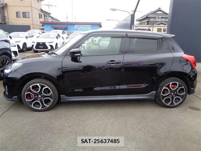 Suzuki SWIFT 2020-03 7879797-4