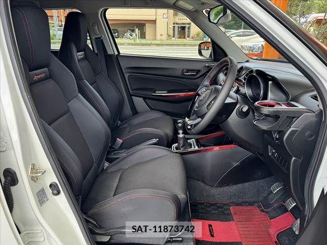 Suzuki SWIFT 2022-10 7879793-17