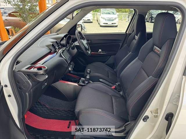 Suzuki SWIFT 2022-10 7879793-19