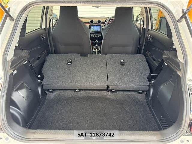Suzuki SWIFT 2022-10 7879793-23