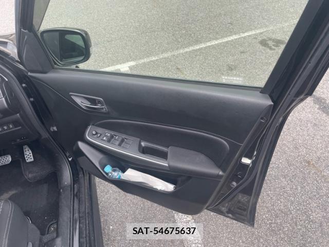 Suzuki SWIFT 2017-03 7879812-13