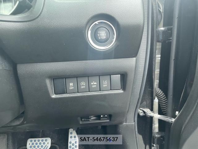 Suzuki SWIFT 2017-03 7879812-17