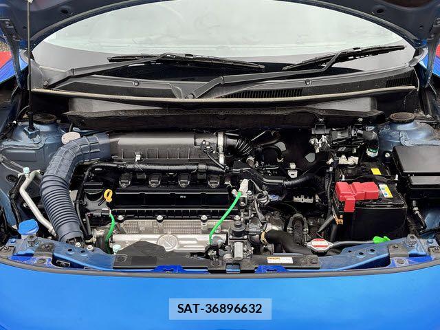 Suzuki SWIFT 2017-06 7879808-27