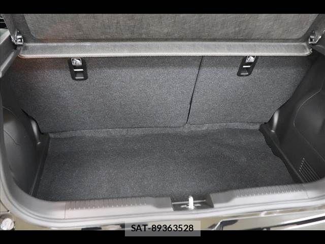 Suzuki SWIFT 2017-05 7879806-13