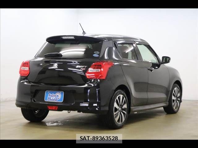Suzuki SWIFT 2017-05 7879806-18