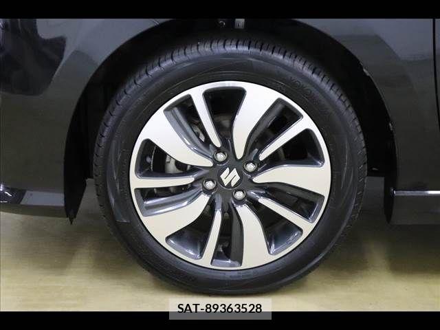Suzuki SWIFT 2017-05 7879806-23