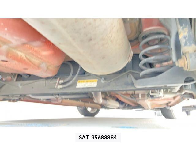 Suzuki SWIFT 2008-09 7879819-3