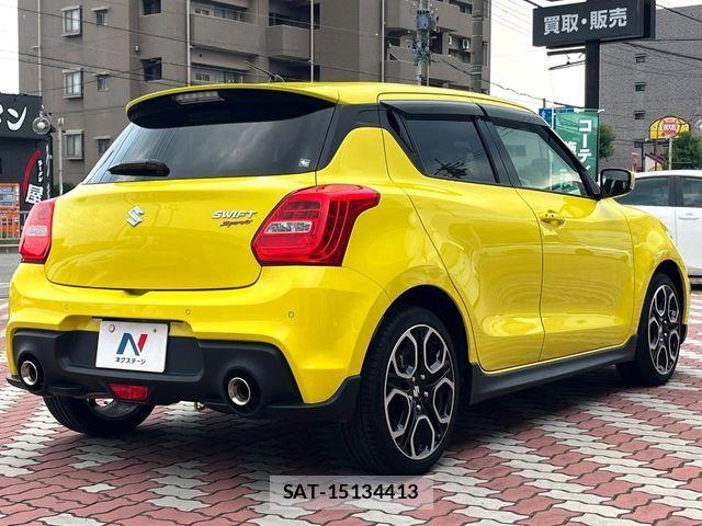 Suzuki SWIFT 2023-03 7903477-16