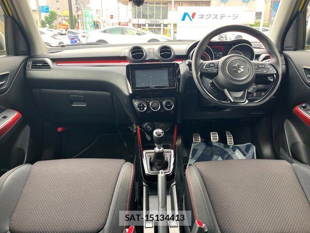 Suzuki SWIFT 2023-03 7903477-1