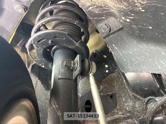 Suzuki SWIFT 2023-03 7903477-19