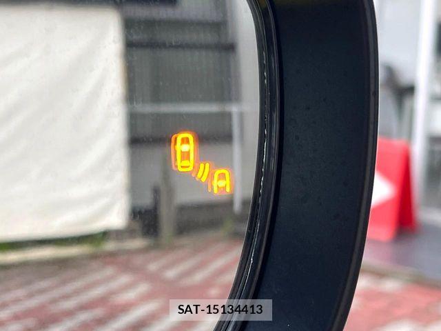 Suzuki SWIFT 2023-03 7903477-4