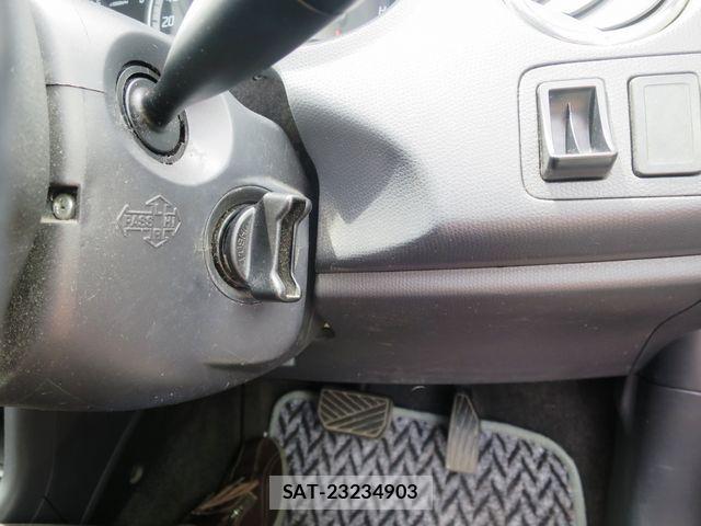 Suzuki SWIFT 2007-06 7903480-15