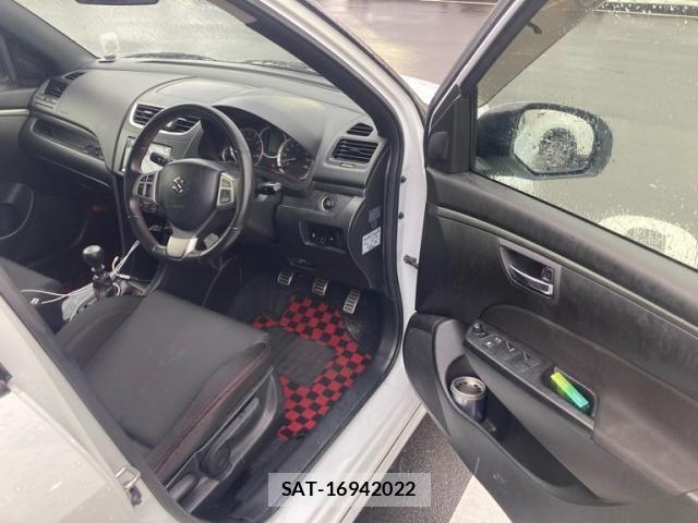 Suzuki SWIFT 2013-08 7903479-14