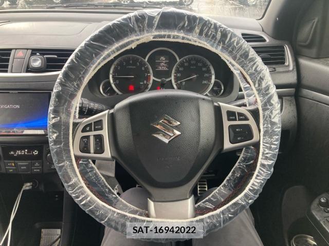 Suzuki SWIFT 2013-08 7903479-17