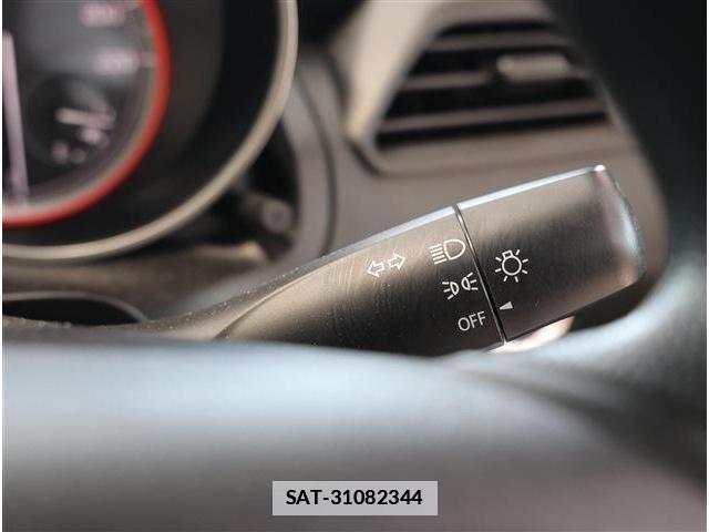 Suzuki SWIFT 2019-03 7903478-26