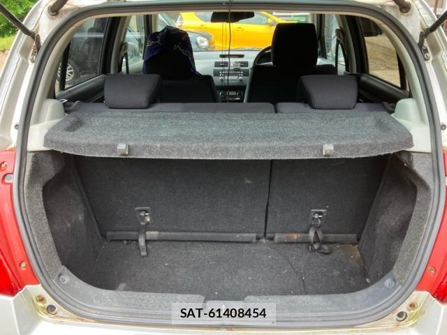 Suzuki SWIFT 2006-10 7964009-12