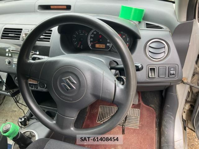 Suzuki SWIFT 2006-10 7964009-19