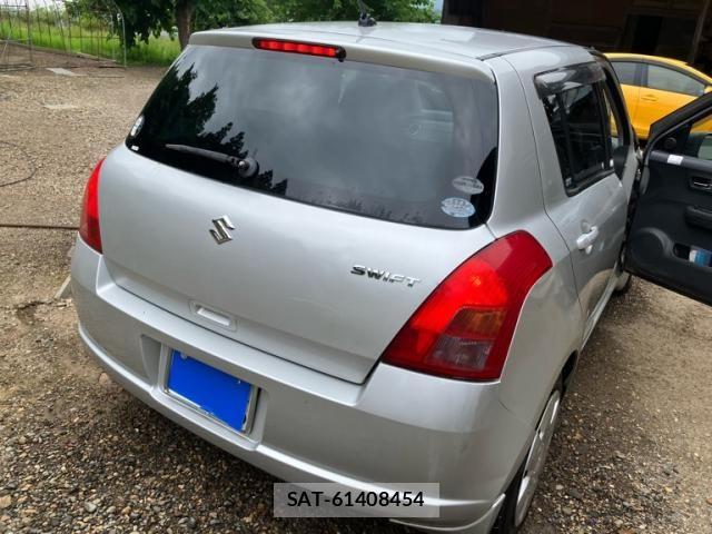 Suzuki SWIFT 2006-10 7964009-3