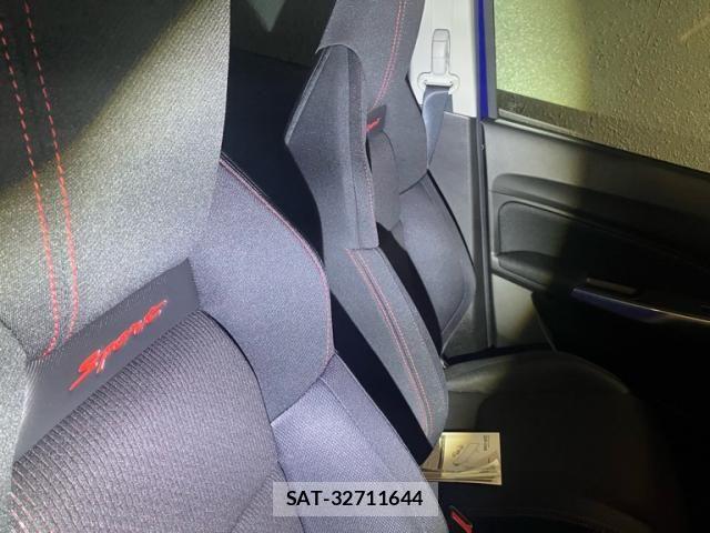 Suzuki SWIFT 2025-10 7963985-16