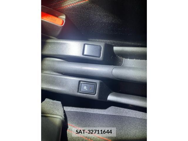 Suzuki SWIFT 2025-10 7963985-18
