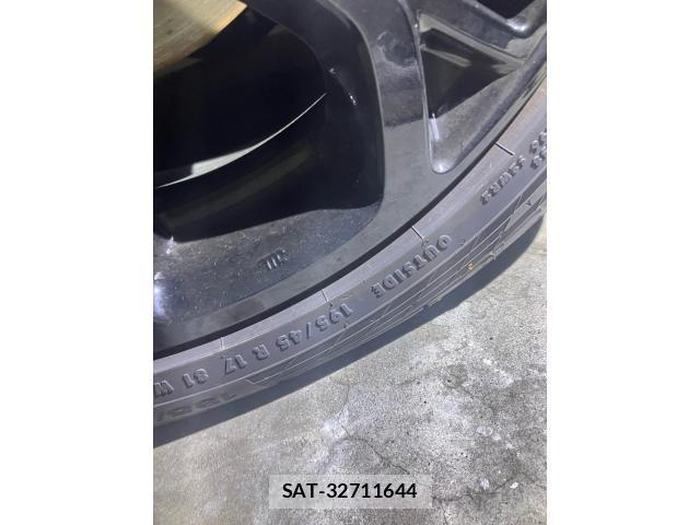 Suzuki SWIFT 2025-10 7963985-5
