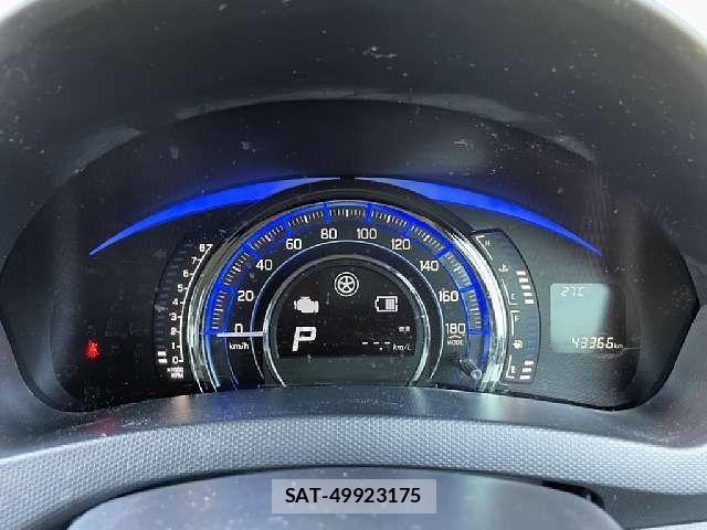 Suzuki SWIFT 2013-08 7963999-7