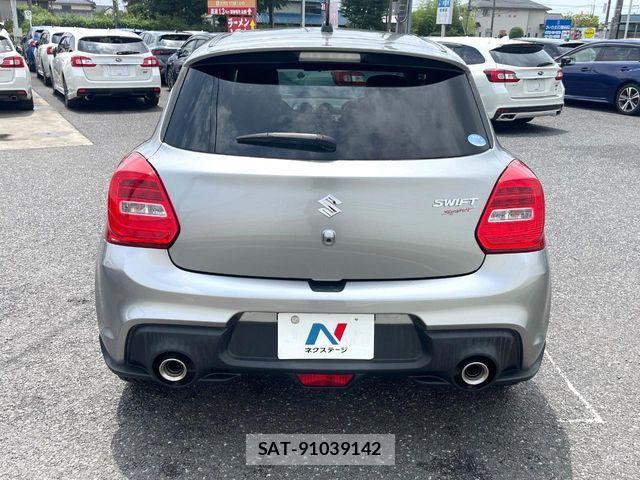 Suzuki SWIFT 2018-10 7963996-14