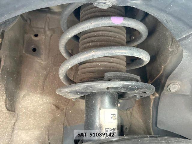 Suzuki SWIFT 2018-10 7963996-19
