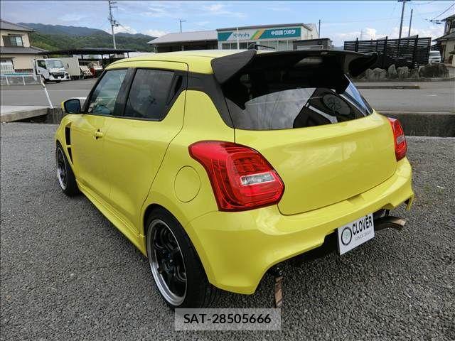 Suzuki SWIFT 2018-02 7963993-4