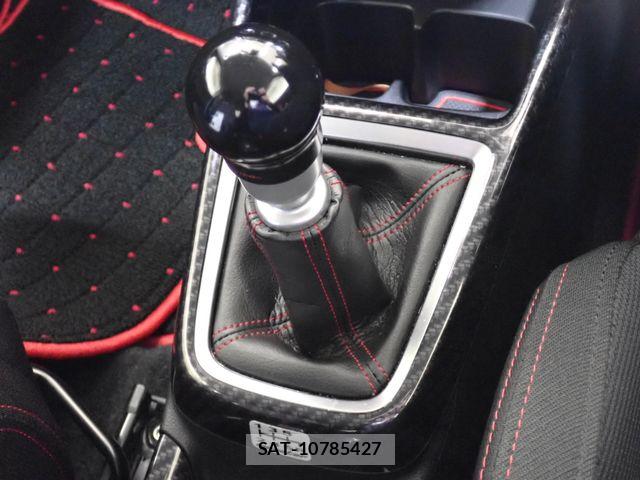 Suzuki SWIFT 2019-06 7963984-15