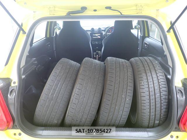 Suzuki SWIFT 2019-06 7963984-22