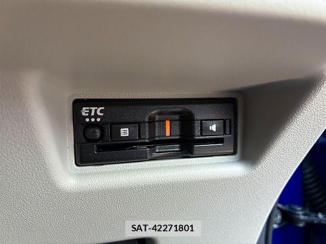 Suzuki SWIFT 2024-03 7981206-13