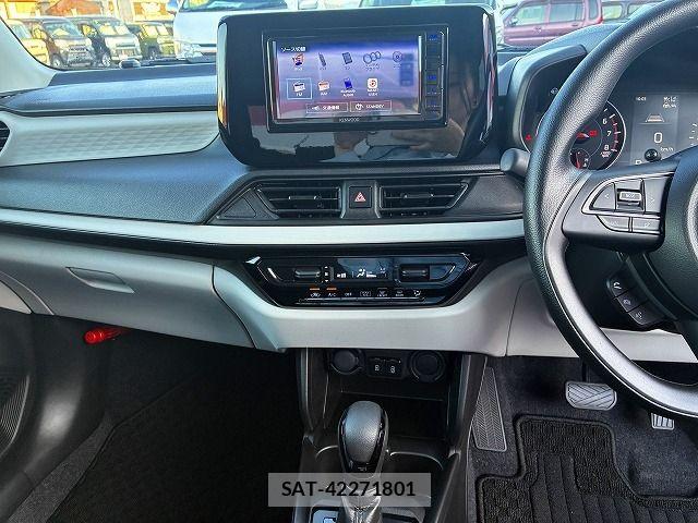 Suzuki SWIFT 2024-03 7981206-18