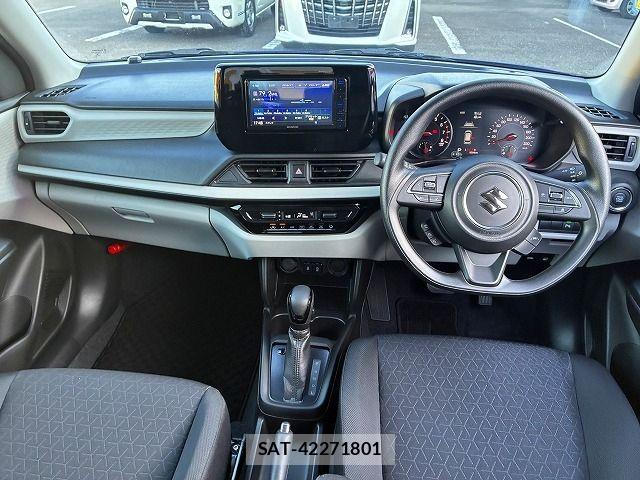 Suzuki SWIFT 2024-03 7981206-1