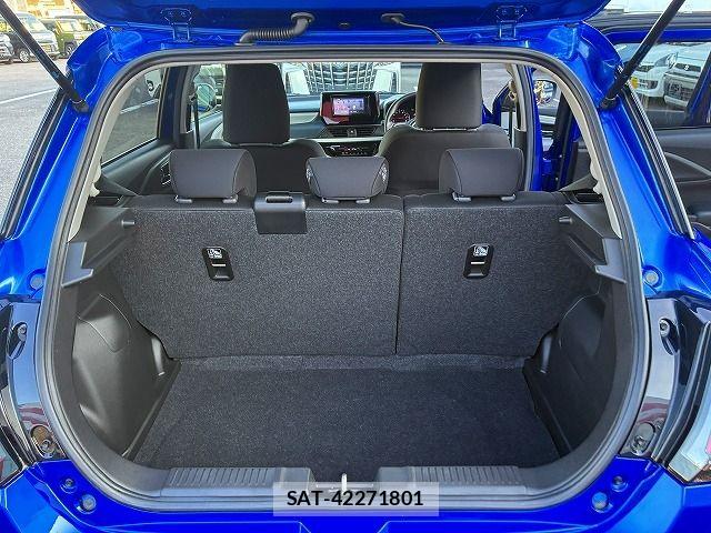 Suzuki SWIFT 2024-03 7981206-24