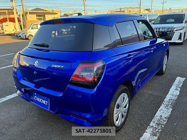 Suzuki SWIFT 2024-03 7981206-5