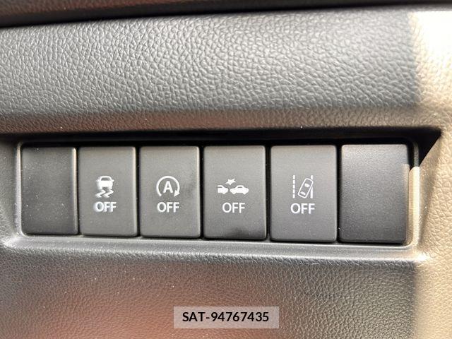 Suzuki SWIFT 2019-09 7981215-5