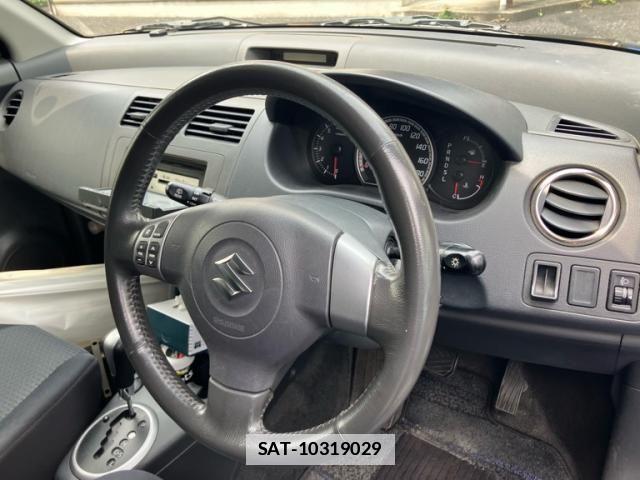 Suzuki SWIFT 2009-09 7981222-10