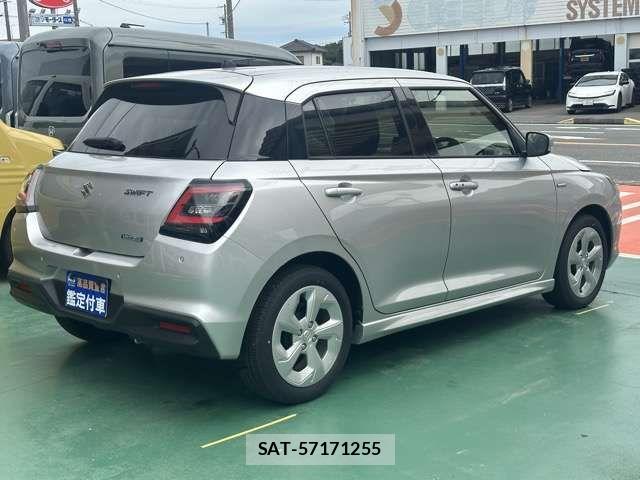 Suzuki SWIFT 2024-11 7981203-10