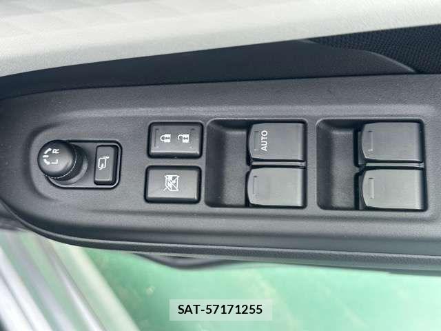 Suzuki SWIFT 2024-11 7981203-13