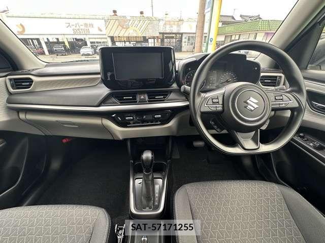 Suzuki SWIFT 2024-11 7981203-6