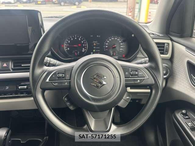 Suzuki SWIFT 2024-11 7981203-7