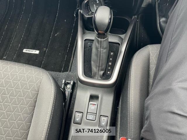 Suzuki SWIFT 2025-05 7981214-20
