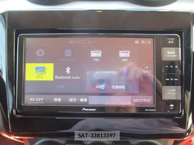 Suzuki SWIFT 2019-03 8038590-11